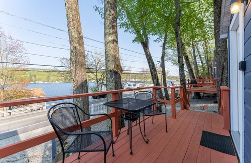 Alton Bay Cabine | Adorable Cabin with stunning lake views & Now featuring AC Wi-FI and TV access