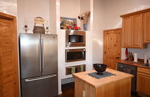 Casa Grande Maison | Adorable Relaxing Casita with private entry&porch