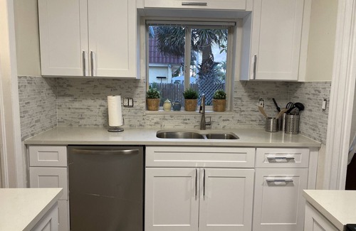 Deerfield Beach Cottage | Adorable Cottage étapes de la plage !!! Capacité d'accueil jusqu'à 8