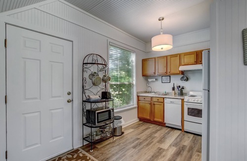 Fernandina Beach Appartement | Adorable Dog Friendly Garage Apartment in the Historic District of Old Town!