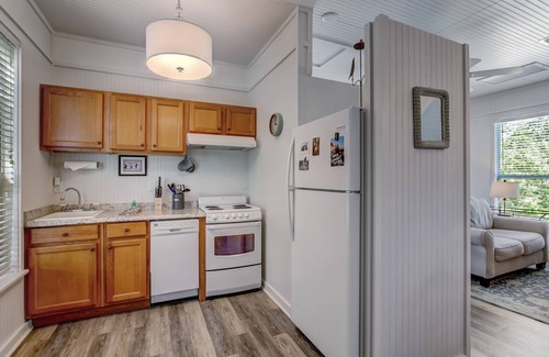 Fernandina Beach Appartement | Adorable Dog Friendly Garage Apartment in the Historic District of Old Town!
