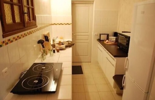 Prayssas Appartement | Adorable appartement d'invités au bord de la piscine
