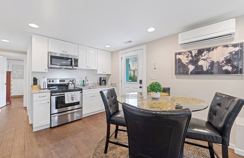 Southeast Appartement | Adorable Infant Friendly 1Br Retreat