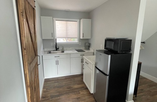 Waterloo Appartement | Adorable Lake front studio apartment