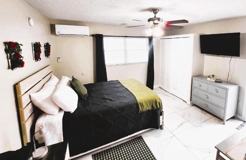 Lake Magdalene Appartement | Adorable Mini Suite in Tampa