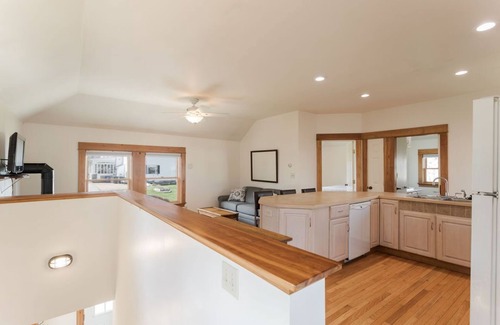 York Beach Appartement | Adorable Rental Near Short Sands Beach!