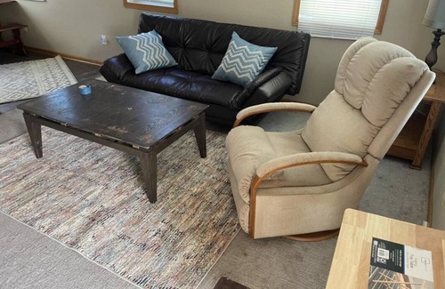 Carter Lake Maison | Adorable tiny house minutes from downtown Omaha! Wheelchair accessible