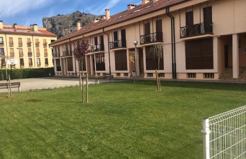 Ezcaray Maison | Adosado Marblés con Txoko y Wifi