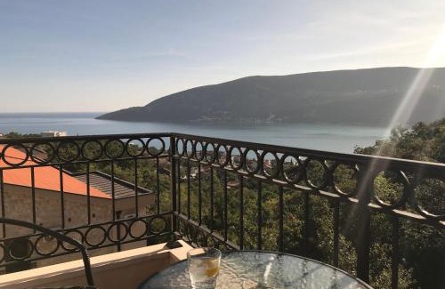 Trebesinj Appartement | Adria Montenegro Seaview