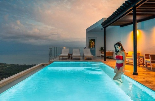 Anasco Appartement | Adults Only! Garden Apartment II at Ocaso Luxury Villa