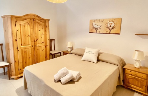 San Cataldo Maison | ADV Holiday House- Independent villa surrounded by a garden, 300 meters from the sea