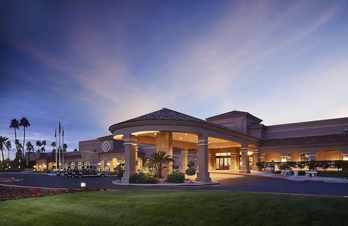 South Scottsdale Station Balnéaire | Adventure Awaits! 2 Serene Units, Minutes to Camelback Mountain, Free Parking!
