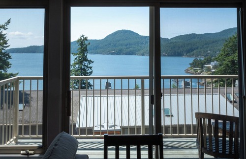 Rosario Hôtel | Adventure Awaits—Secluded Orcas Island Stay | Hillside 1910