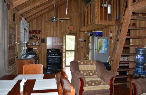 San Ignacio Maison | Aventure ou tranquillité, 1/2 acre privé, vue imprenable, à 5 min du centre-ville
