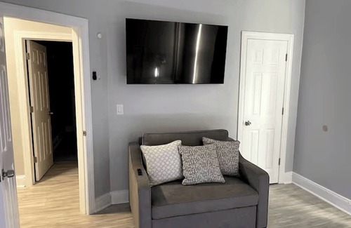 Industry Appartement | Adventures In NYC Only 10 Mins to NYC