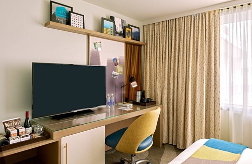 Downtown Portland Hôtel | Adventurous Urban Retreat Near Hotspots – Walkable & Bike-Friendly, Pets Allowed