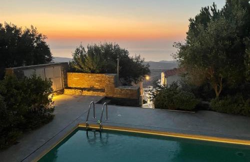 Ioulida Maison | AEGEAN WINGS MAISONETTE