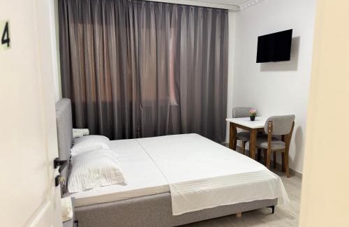 Preze Hôtel | Aerostay Hotel