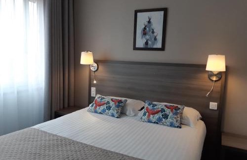 Saint-Cyr-l'Ecole Hôtel | Aerotel Versailles Saint Cyr - L'étape du Silence