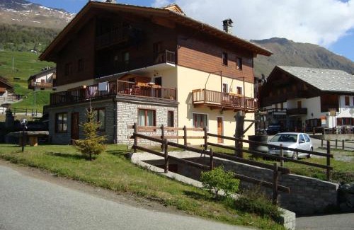 Antagnod Maison | Affittacamere La Falconetta