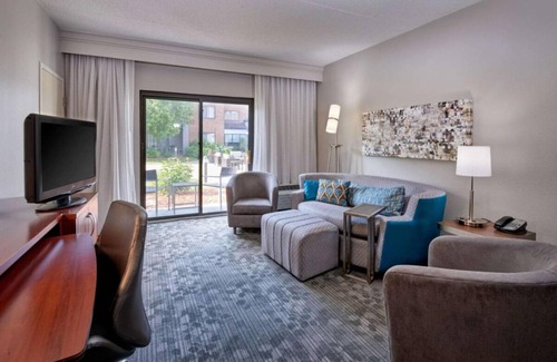 Eden Prairie Station Balnéaire | Affordability Meets Comfort! Indoor Pool, Near Purgatory Creek Park
