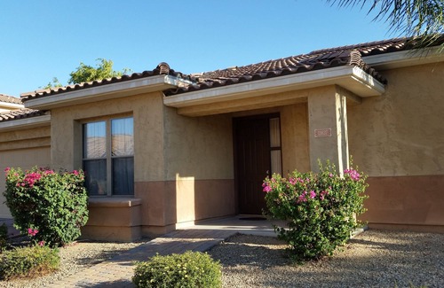Palm Valley Maison | Abordable, 2 Chambre Maison dans la communauté fermée Palm Valley.