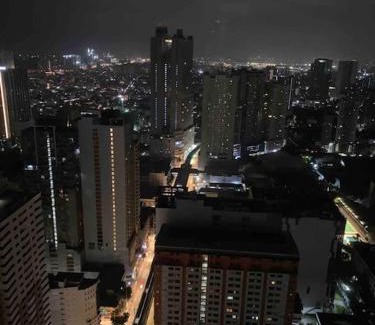 Malate Appartement | Affordable Condo in Taft, Fast WiFi, Easy Check In