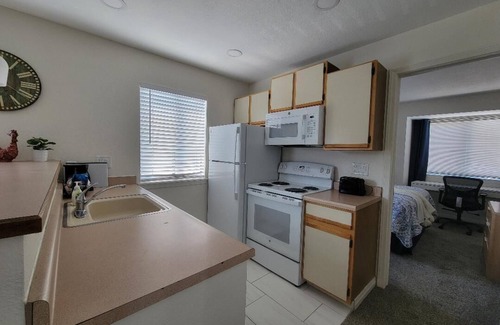 Englewood Copropriété | AFFORDABLE DTC CONDO - 2ND FLOOR