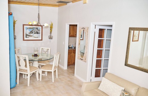 Paradise Island Copropriété | Affordable Getaway on Paradise Island - Cozy & Charming