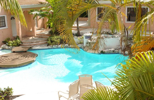 Paradise Island Copropriété | Affordable Getaway on Paradise Island - Cozy & Charming