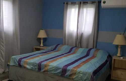 Santa Rosa Maison | Affordable Serene Getaway: Tranquil 2-Bedroom 10 Minutes from the Beach