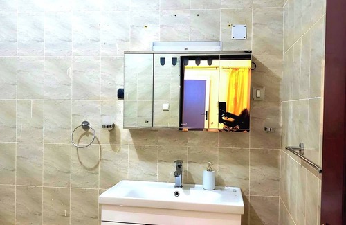 Limete Maison | Appartement Spacieux Abordable à Kinshasa, Limete Resit