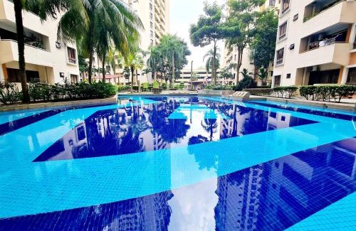 Petaling Jaya Appartement | Affordable Stay Near Tropicana Thomson Hospital Kota Damansara SEGI Giza Mall Tropicana Mall Ikea The Curve One Utama ML