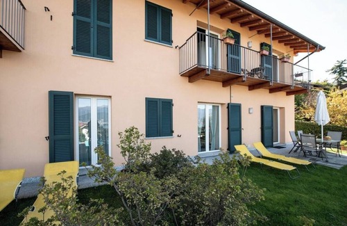 Stresa Appartement | Africa apartment over Stresa with lake view