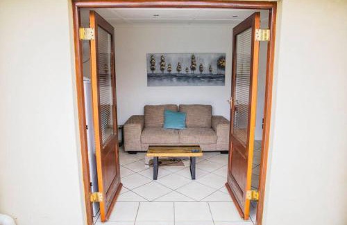 Walmer Appartement | African Lily Private Guest House