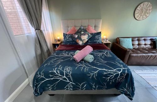 Pretoria Maison | Afrique134 Olive Tree Private Courtyard Suite