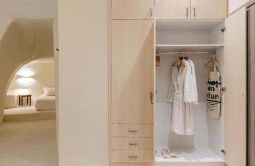 Psathi Appartement | Afroessa Cave Kimolos