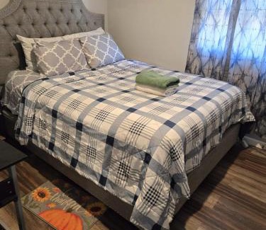Newark Maison | Agape queen room 6D