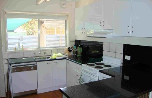 Bright Maison | Ageri Holiday House