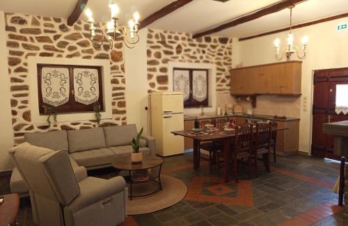 Volos Maison | Aggelos Gardenhouse of Volos