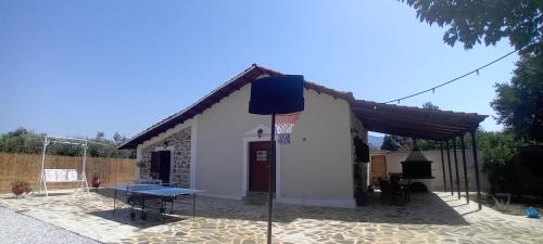 Volos Maison | Aggelos Gardenhouse of Volos