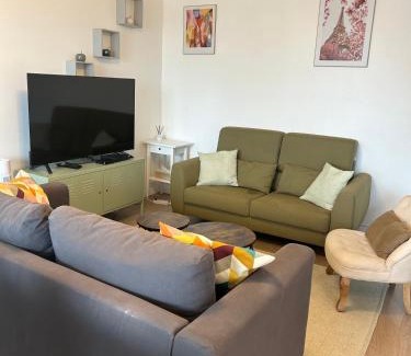 La Courneuve Appartement | Agréable 3 pièces - 8P - Parking - Séjour idéal Paris Proche Gare