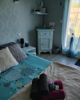 Septfonds Maison | Agréable chambre d' hôte avec accès piscine