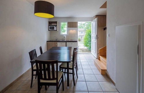 Barbaste Appartement | Agréable duplex équipé au Domaine d'Albert avec piscine privé,