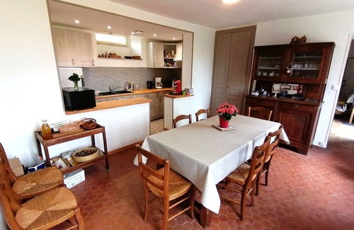 Fresnay-sur-Sarthe Maison | Agréable maison dans belle cité de caractère.