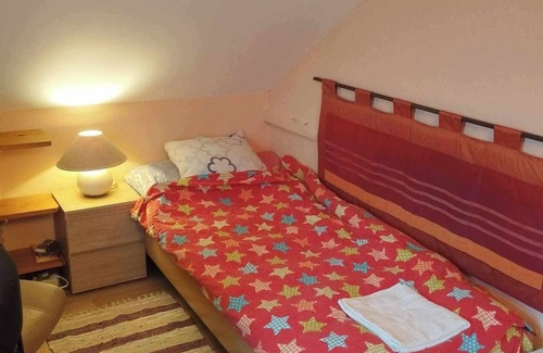 Wavre Lit Et Petit-Déjeuner | Agréable petite chambre à proximité du Walibi avec un grand jardin arboré