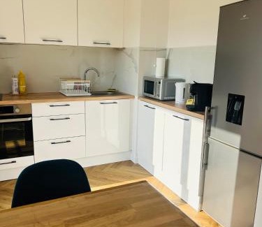 Pau Nord Appartement | Agréable Studio Chantilly avec balcon et parking securisé