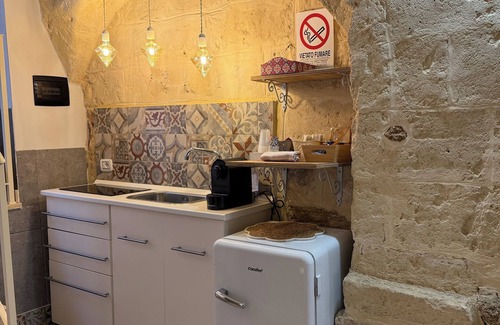 Mesagne Lit Et Petit-Déjeuner | Agrimi B&B in the heart of Mesagne, castle view and breakfast included