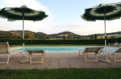 San Macario In Monte Appartement | Agritourism Peschiera room Cantinetta prov. of Siena near San Gimignano