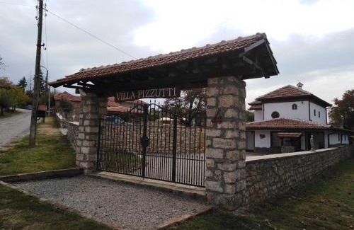 Devetaki Maison | Agriturismo Пицути